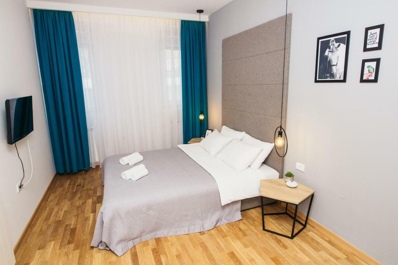 Arena Big Luxury Apartments Novi Sad Buitenkant foto