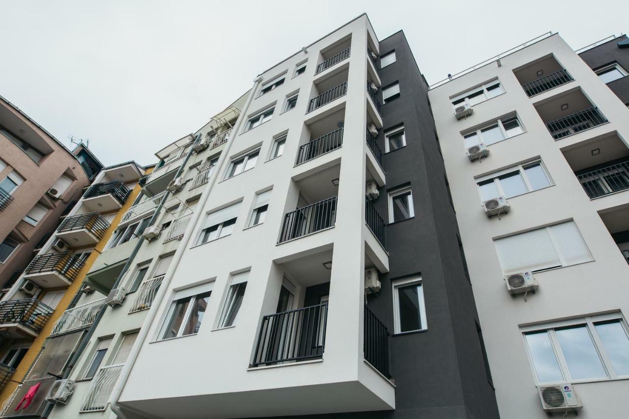 Arena Big Luxury Apartments Novi Sad Buitenkant foto