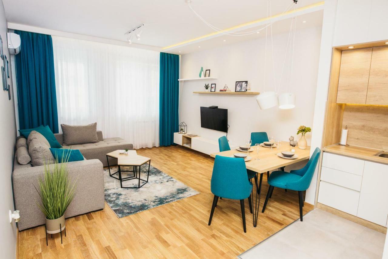 Arena Big Luxury Apartments Novi Sad Buitenkant foto