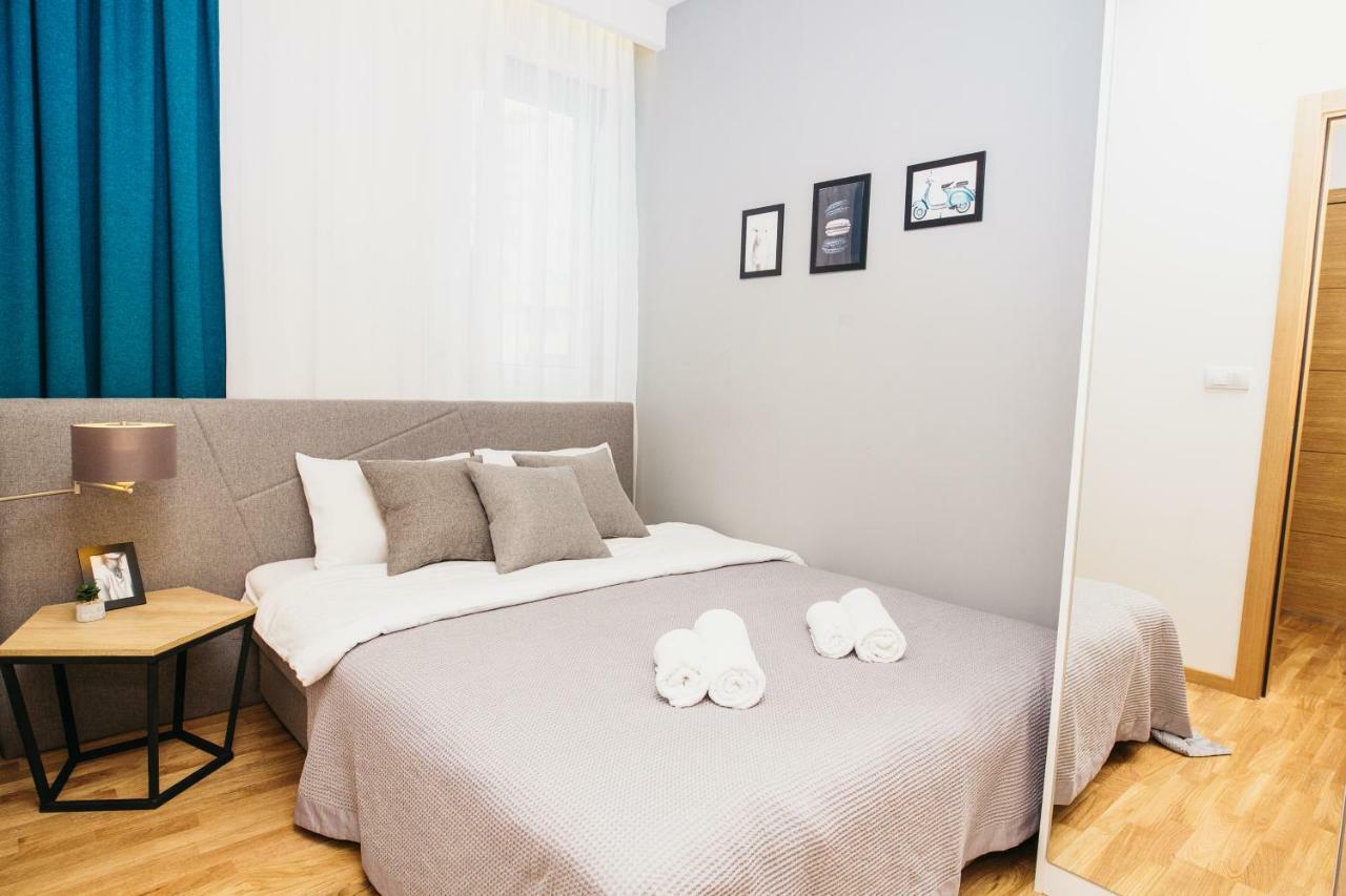 Arena Big Luxury Apartments Novi Sad Buitenkant foto