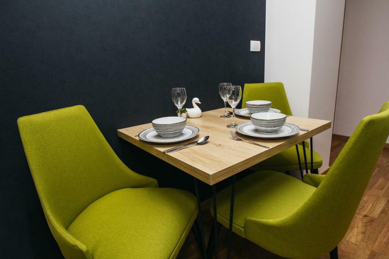 Arena Big Luxury Apartments Novi Sad Buitenkant foto